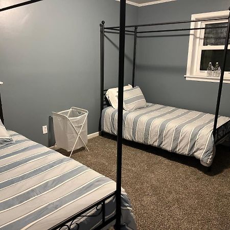 Blue Lagoon Hostel Shared Room Матюс Екстериор снимка